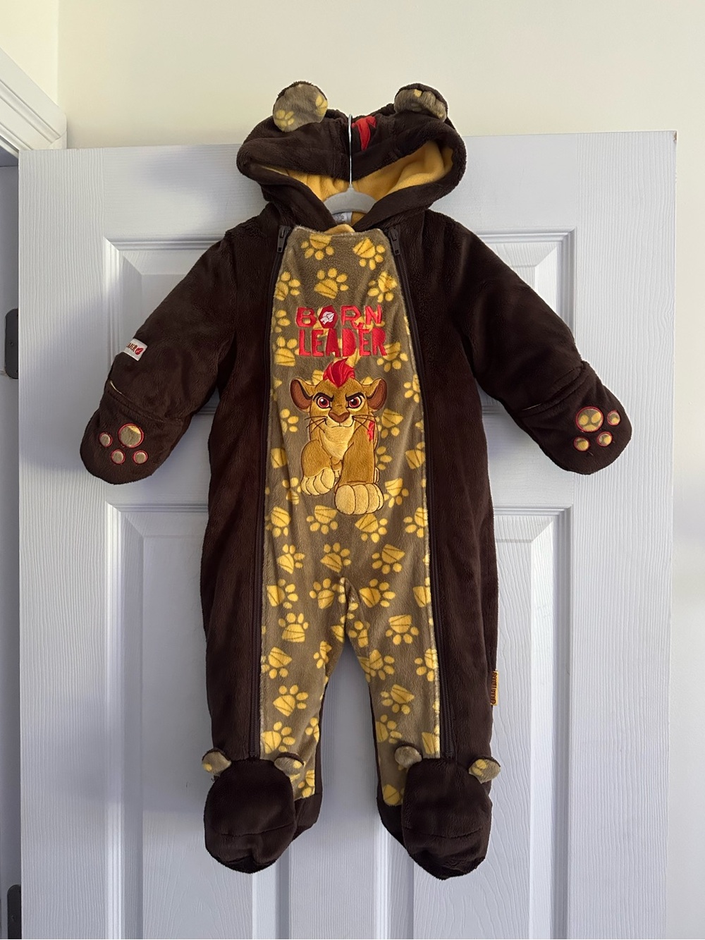 Size 6-12M Disney The Lion King Vintage Born Leader Hooded Bunting Snowsuit